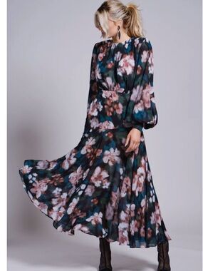 NWT Third By C floral midi dress with self belt and shoulder pads